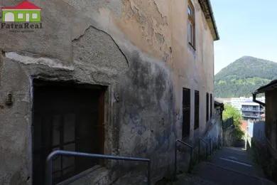 Na predaj 6-izbový dom, 260 m², Ružomberok