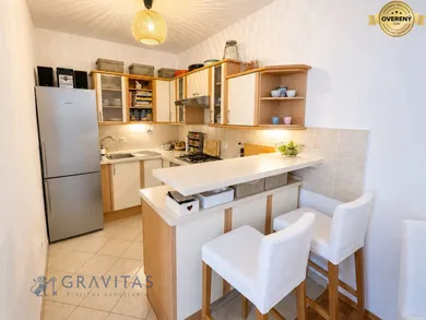 Na predaj 2-izbový byt, 63 m², Stupava, Dlhá
