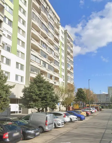 Na predaj byt v Bratislava-Podunajské Biskupice · €1 · Čiastočná rekonštrukcia