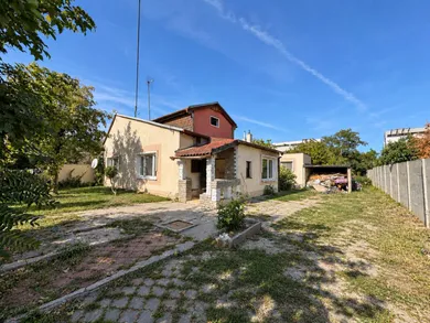 Eladó telkek, Dunajská Lužná · €274 000