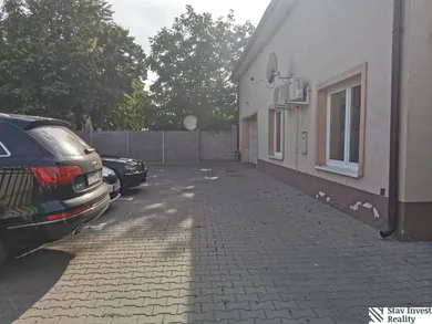 Komerčné priestory na prenájom, Senec · €200