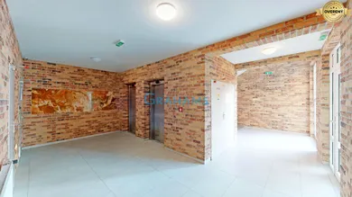 Na predaj komerčné, 421 m², Bratislava-Petržalka, Šustekova