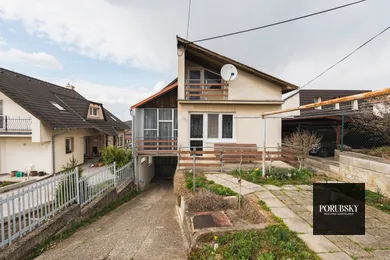 Domy na sprzedaż, 5-pokojowe, Nitra · €249 900