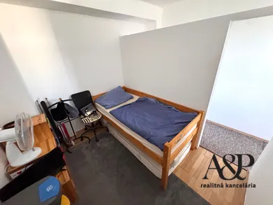 Na predaj 2-izbový byt, 52 m², Senica, Kalinčiakova