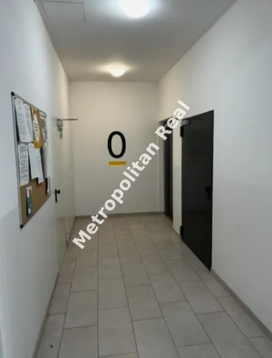 Na predaj 1-izbový byt, 36 m², Bratislava-Petržalka, Fialová