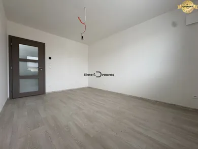 Na predaj 4-izbový dom, 136 m², Levice, Družstevnícka