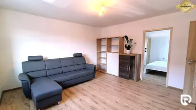 Na prenájom 2-izbový byt, 56 m², Holíč, Kátovská