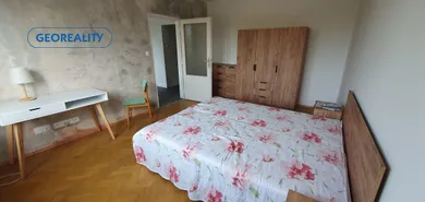 Mieszkania na wynajem, 1-pokojowe, Levice · €450