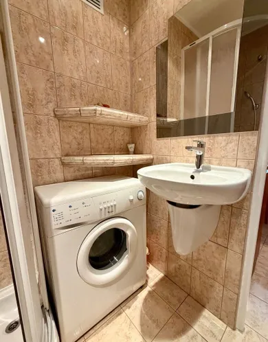 Na prenájom 1-izbový byt, 34 m², Bratislava-Karlova Ves, Karloveská
