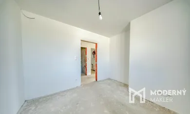 Na predaj dom, 93 m², Tešedíkovo