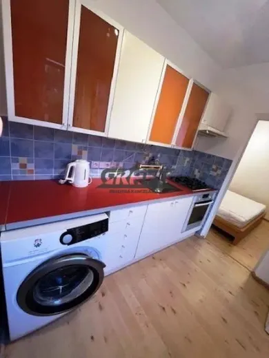 Mieszkania na wynajem, 2-pokojowe, Bratislava-Karlova Ves · €530