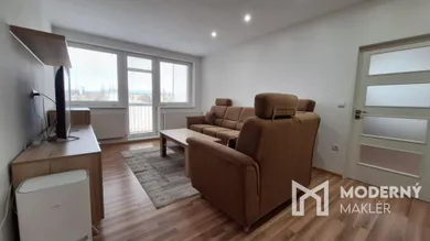 Na predaj 2-izbový byt, 78 m², Bánovce nad Bebravou, Trenčianska cesta