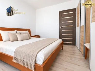 Na prenájom 2-izbový byt, 64 m², Galanta, SNP
