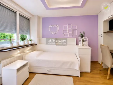Na predaj 2-izbový byt, 47 m², Šahy, SNP