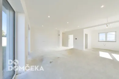 Na predaj 4-izbový dom, 98 m², Kráľovičove Kračany