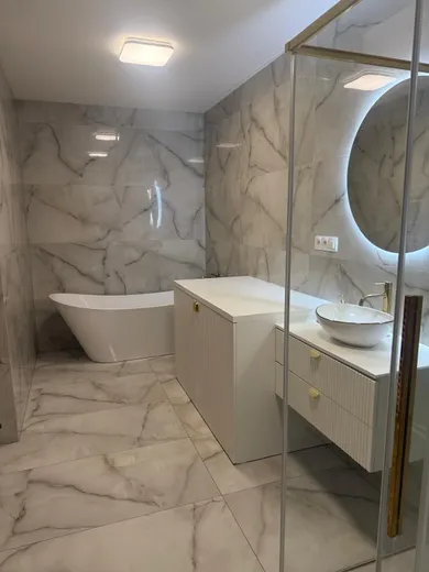Na predaj 2-izbový byt, 96 m², Nové Mesto nad Váhom, Trenčianska