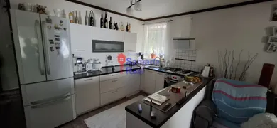 Na predaj 7-izbový dom, 195 m², Kútniky