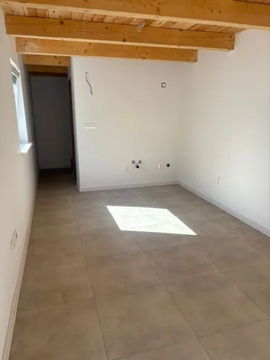 Na predaj 1-izbový byt, 50 m², Bratislava-Vrakuňa, Pod gaštanmi