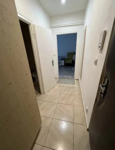 Na prenájom 1-izbový byt, 36 m², Košice-Západ, Trieda SNP