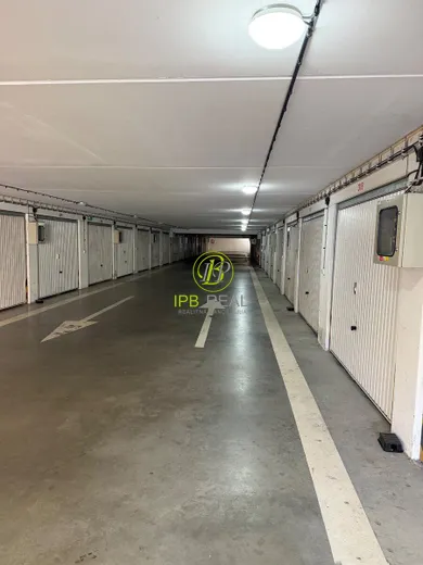 Objekty na predaj, Bratislava-Dúbravka · €48 000