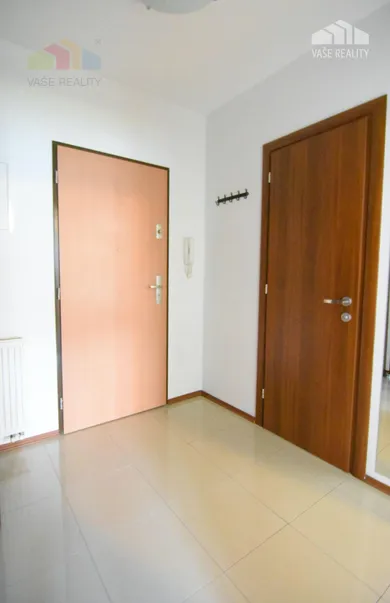 Na prenájom 2-izbový byt, 58 m², Trenčín, Dolný Śianec