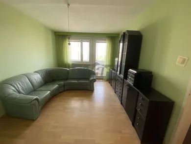 Na predaj 4-izbový byt, 75 m², Bratislava-Podunajské Biskupice