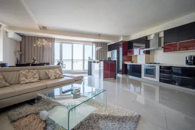 Na prenájom 4-izbový byt, 146 m², Bratislava-Karlova Ves, Hlaváčikova