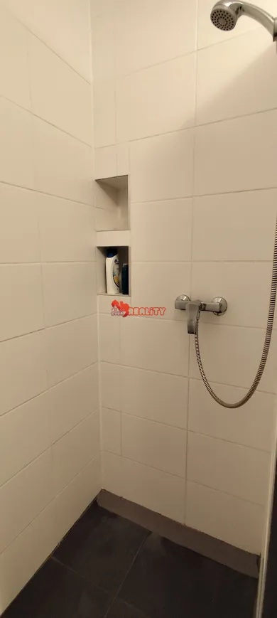 Na predaj 1-izbový byt, 38 m², Hlohovec, Vinohradská