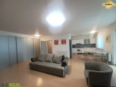 Квартиры в аренду, 4-комнатные, Bratislava-Staré Mesto · €1 500