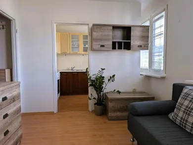 Na predaj 1-izbový byt, 29 m², Banská Bystrica, Tulská