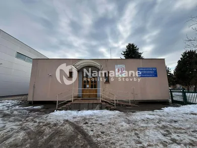 Na predaj objekt, 250 m², Nové Zámky, Komárňanská