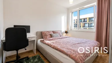 Na predaj 3-izbový byt, 77 m², Bratislava-Lamač, Hany Ponickej