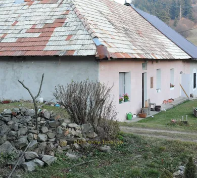 Na predaj dom v Banská Štiavnica · €99 000 · Čiastočná rekonštrukcia