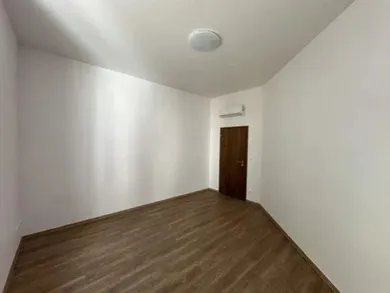 Na predaj 4-izbový byt, 103 m², Bratislava-Staré Mesto, Gunduličova