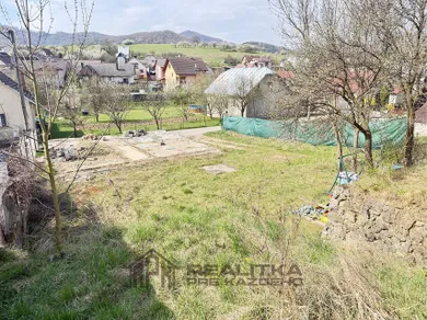 Na predaj pozemok, 48 m², Pružina