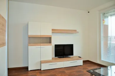 Na prenájom byt v Bratislava-Petržalka · €600 · Dokončené
