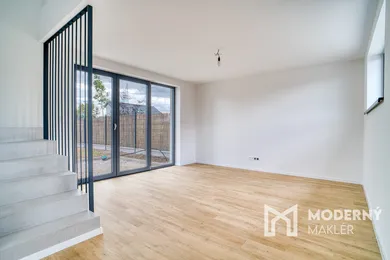 Na predaj 3-izbový dom, 80 m², Dunajská Lužná, -