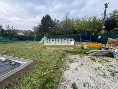 Na predaj pozemok, 523 m², Kráľová nad Váhom, Záhradkárska oblasť