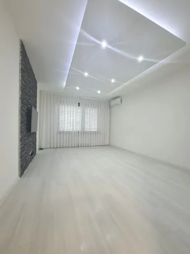 Na predaj 2-izbový byt, 60 m², Piešťany, Pod Párovcami