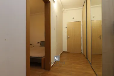 Na prenájom 2-izbový byt, 70 m², Bratislava-Ružinov, Jesenná