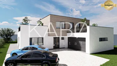 Domy na sprzedaż, 6-pokojowe, Cabaj-Čápor · €150 000