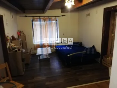 Na predaj 2-izbový dom, 120 m², Starý Hrádok, -