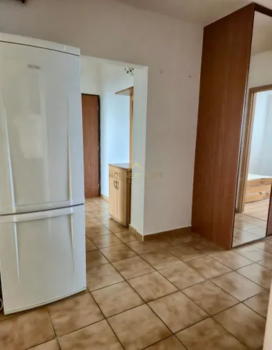 Na prenájom 3-izbový byt, 68 m², Bratislava-Petržalka, Gessayova