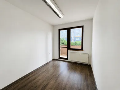 Na prenájom 3-izbový byt, 90 m², Kysucké Nové Mesto