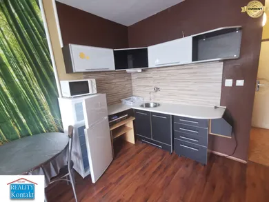 Na prenájom 1-izbový byt, 25 m², Nové Zámky