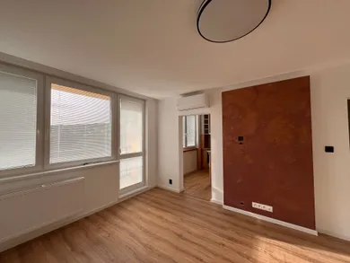 Na predaj 3-izbový byt, 56 m², Košice-Sever, Krupinská