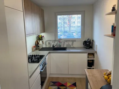 Na prenájom 3-izbový byt, 68 m², Bratislava-Ružinov, Staré záhrady