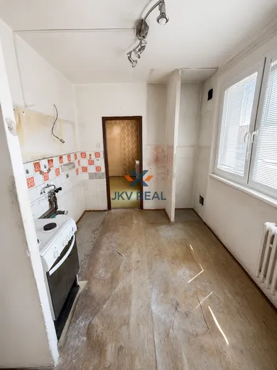 Na predaj byt v Bratislava-Podunajské Biskupice · €219 900 · Pôvodný stav