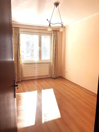 Na predaj 2-izbový byt, 53 m², Senec, Hurbanova