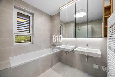 Na predaj 3-izbový byt, 96 m², Nitra